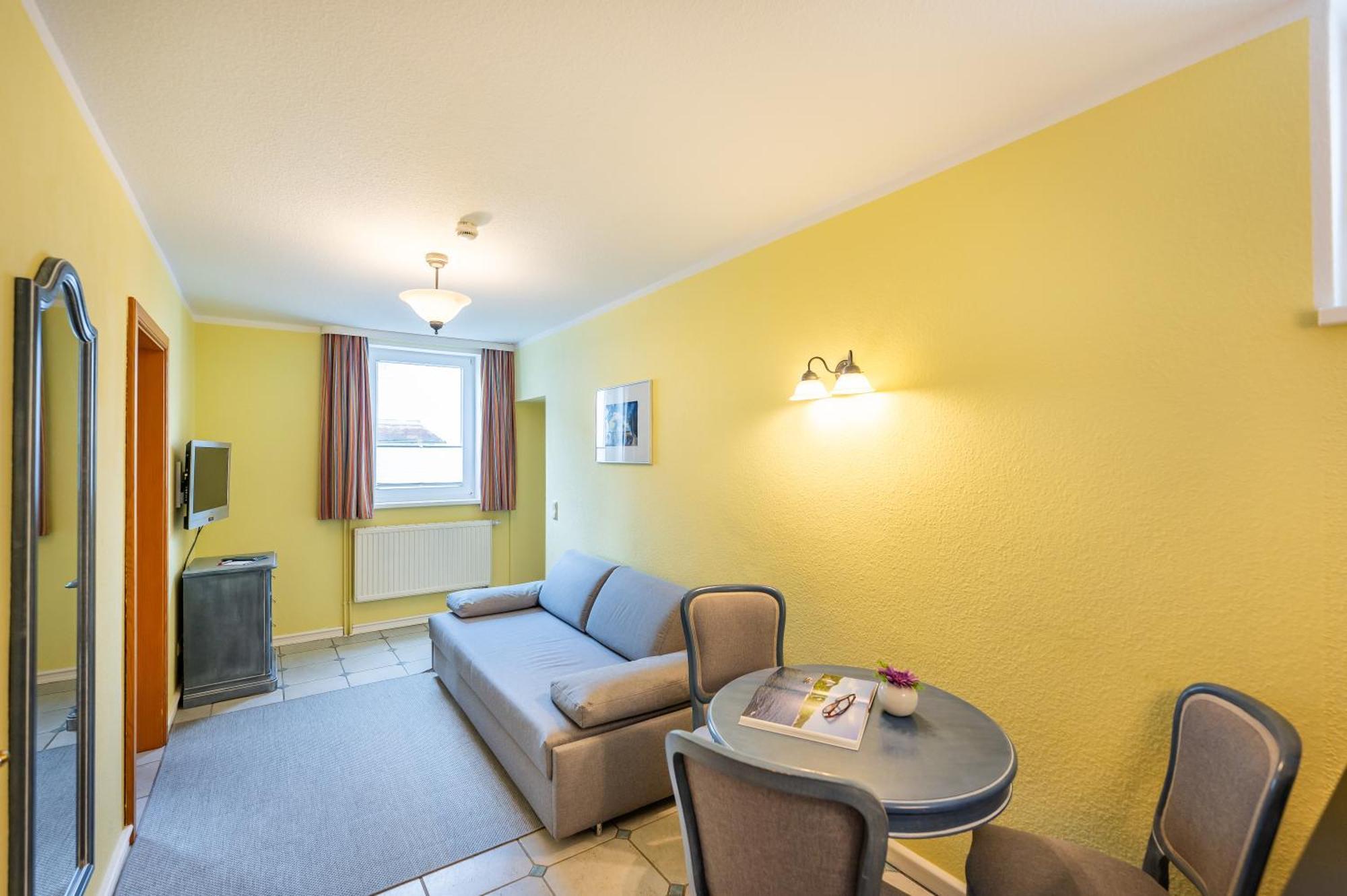 Hotel Garni Getreuer Eckart ビンツ エクステリア 写真