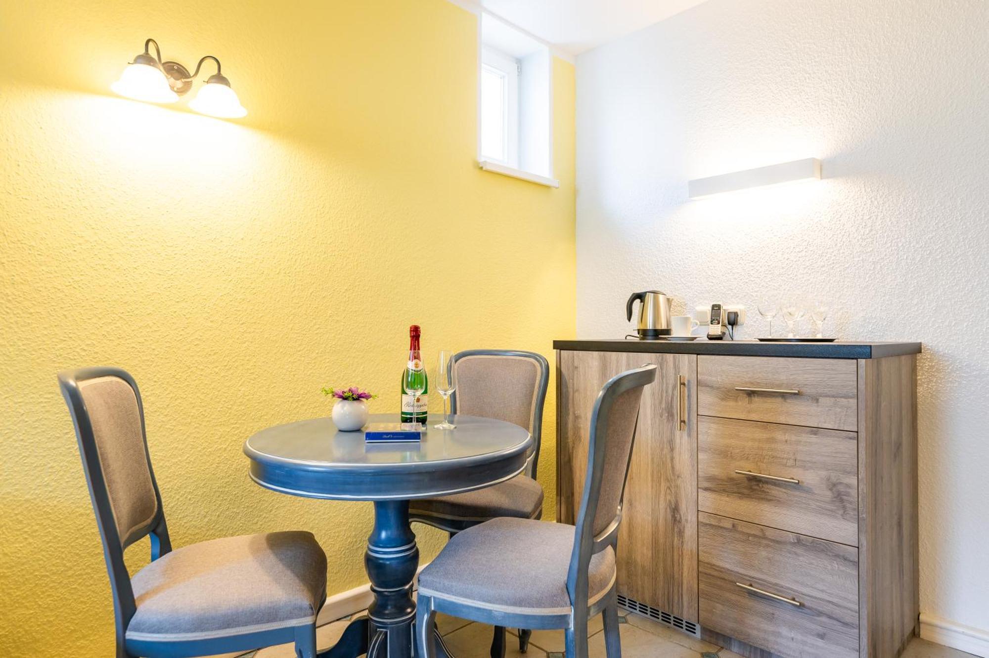 Hotel Garni Getreuer Eckart ビンツ エクステリア 写真