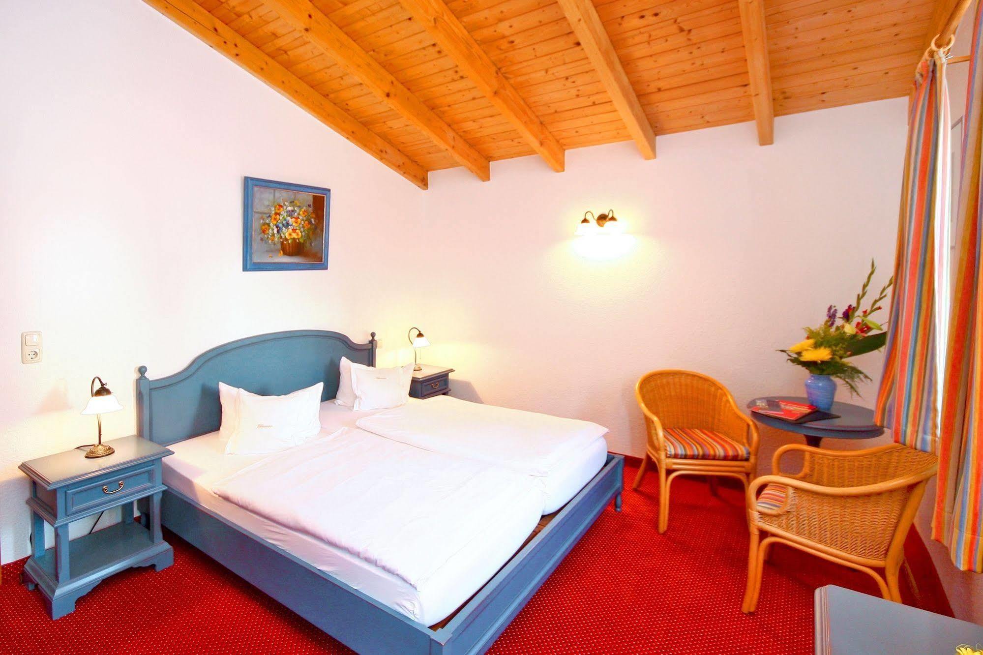 Hotel Garni Getreuer Eckart ビンツ エクステリア 写真